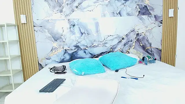 Luluu 08 online show from March 12, 4:56 pm