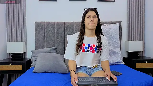 Luciana Ortiz1 online show from November 26, 2:19 pm