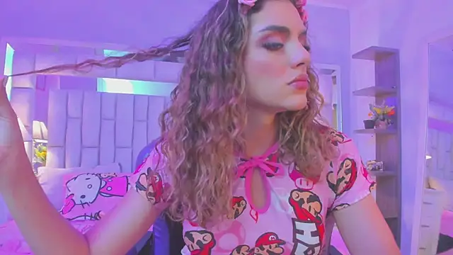 mariiahneedles online show from March 20, 3:07 am