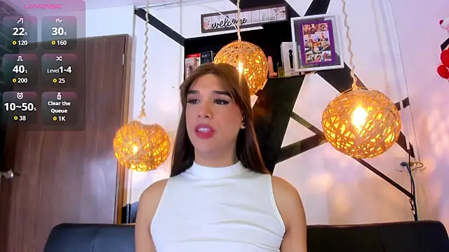 Snapshot of victoria_aleia_ chatting on October 19, 10:02 pm victoria aleia online show from October 19, 10:02 pm