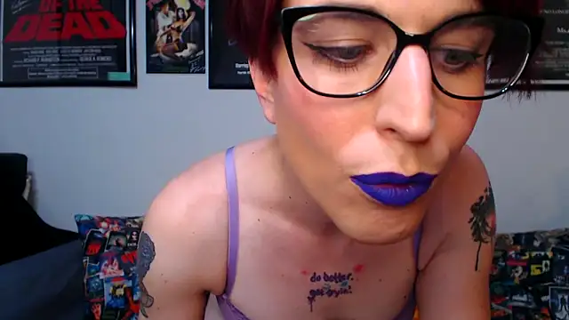 Snapshot of RyffBurnz chatting on December 26, 1:18 am RyffBurnz online show from December 26, 1:18 am