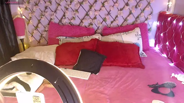 MARGOTFERRER online show from January 14, 5:16 am