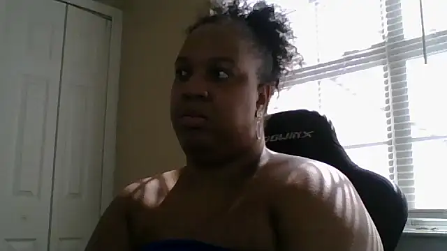 Badgirlbrittt online show from October 1, 6:41 pm