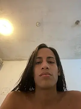 AlexaWarner online show from June 22, 10:06 pm