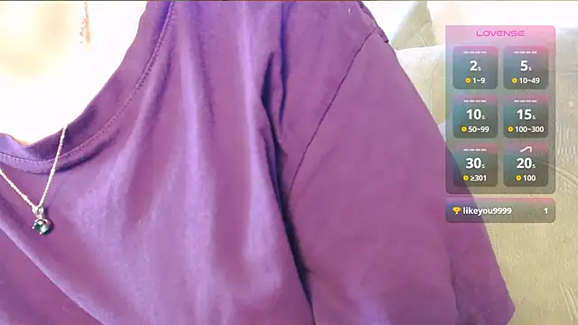 Caroline1995 online show from November 18, 7:52 am