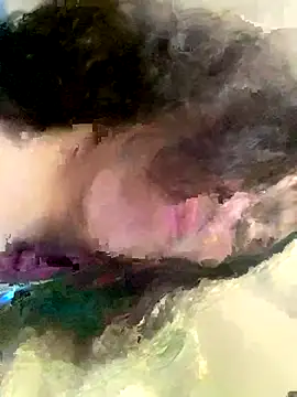 gurlnips online show from December 22, 4:56 pm