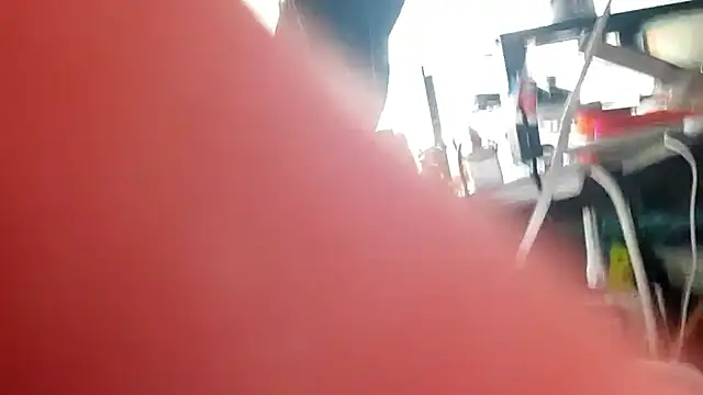 gurlnips online show from March 1, 10:15 pm