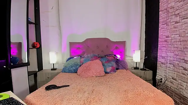 kitty queen10 online show from November 19, 3:39 am