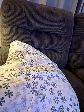 PuckBunny17 online show from December 20, 6:30 am