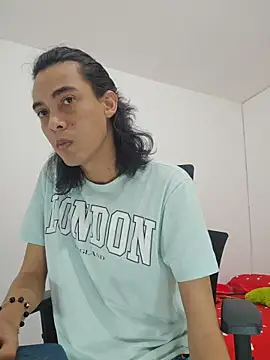 NickSull   online show from December 4, 10:25 pm