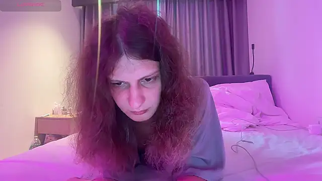 Alice Pinkhead online show from May 21, 8:21 am