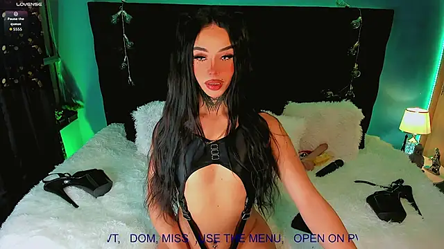 CALLME GODDESS  online show from April 24, 10:29 am