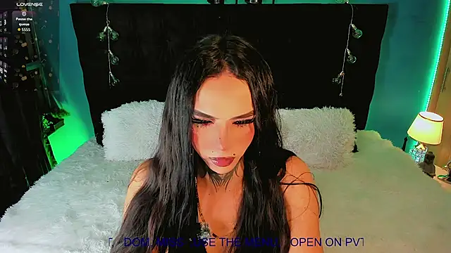 CALLME GODDESS  online show from April 29, 10:09 am