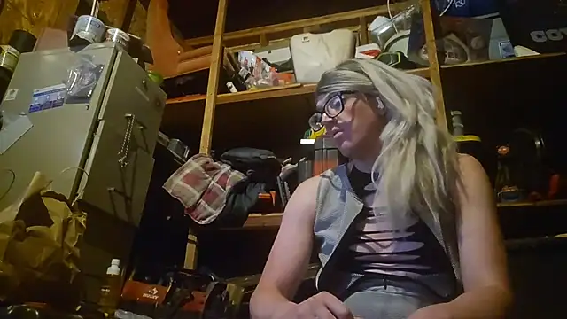 sexyblondetrans online show from July 2, 10:42 am