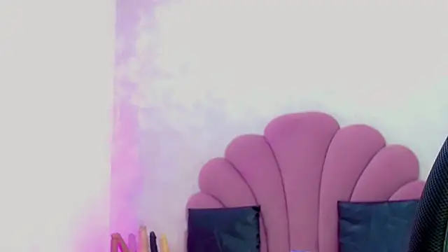 briana sex32 online show from March 25, 3:34 am