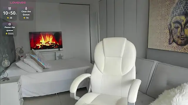 Missbeloved online show from December 18, 9:53 pm