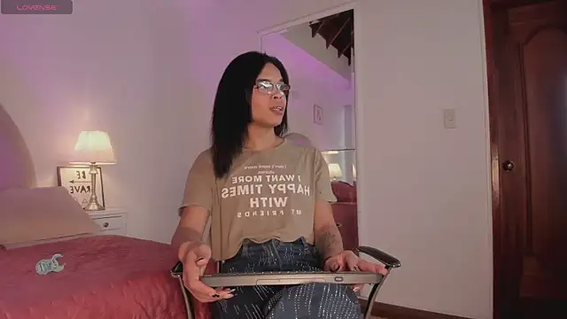 evelyn wine online show from January 5, 9:29 pm