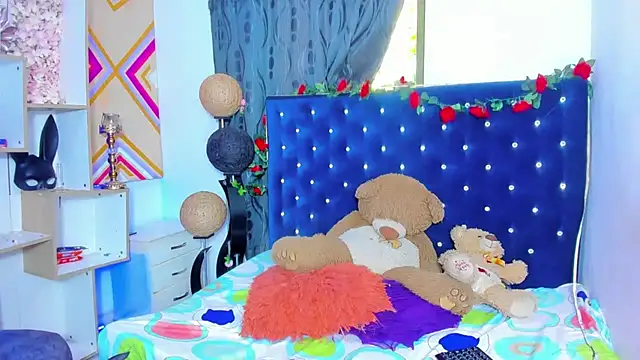 jasmindivas online show from September 15, 7:52 pm