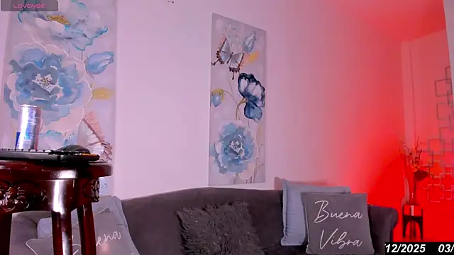 Keila Mendoza online show from December 3, 6:39 am