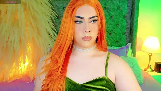 Snapshot of astridjonness chatting on November 2, 1:36 am astridjonness online show from November 2, 1:36 am