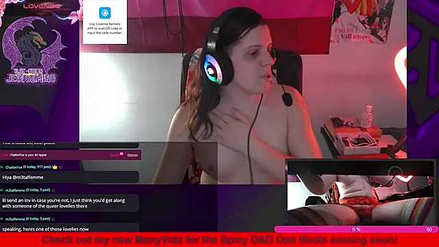 Snapshot of Rae-Suon chatting on March 11, 9:15 pm Rae-Suon online show from March 11, 9:15 pm