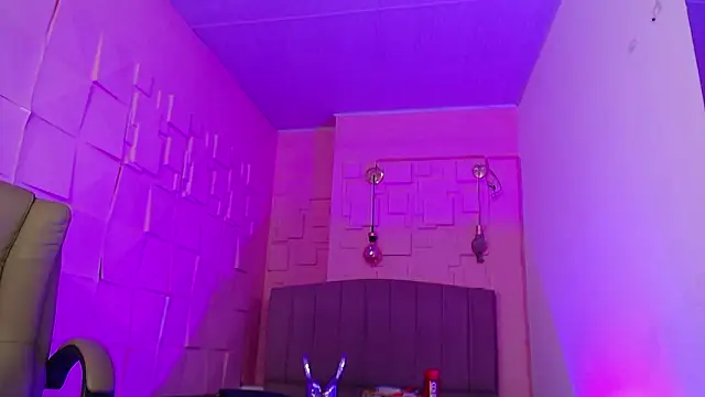 engel devil online show from March 6, 1:27 pm