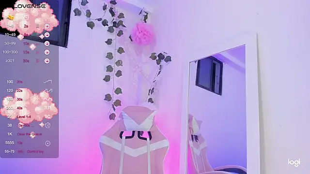 AndreaSweet  online show from March 11, 5:05 am