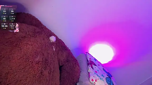 pinkscreens online show from April 11, 4:51 am