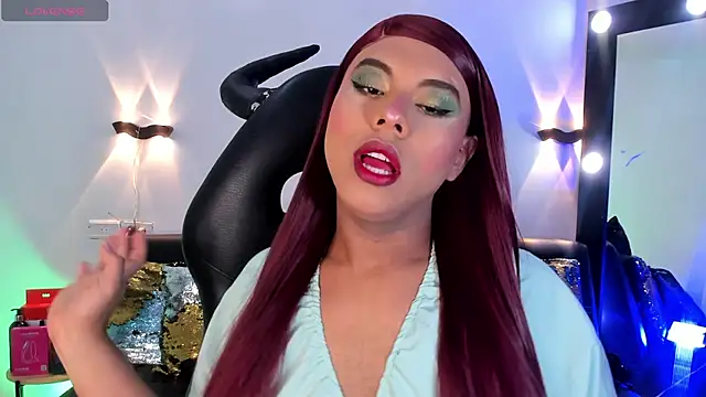 Emili Roux online show from April 17, 9:05 pm