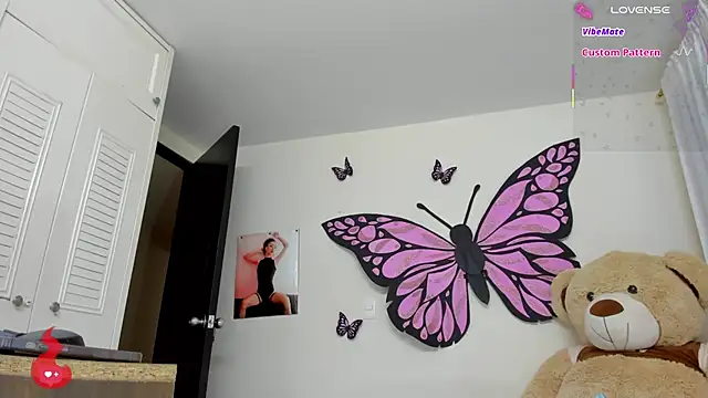 sweet amalia4 online show from October 25, 8:37 pm