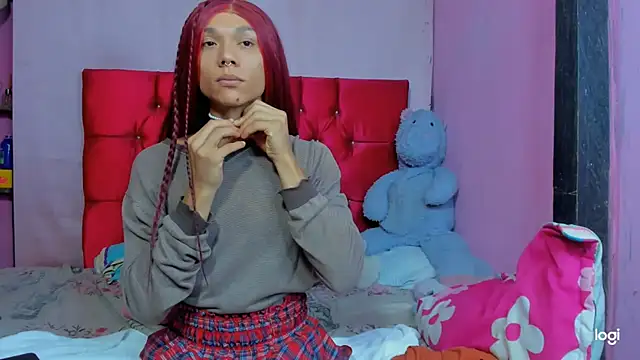 StassieBell online show from March 31, 8:27 am