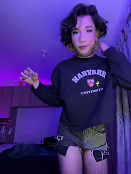 sue   0 online show from March 18, 12:02 am