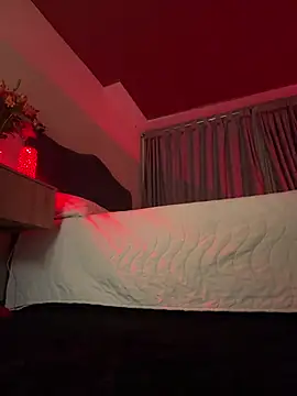 sue   0 online show from March 4, 6:41 am