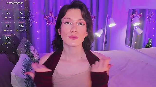 Kolette Gray online show from December 18, 10:30 am