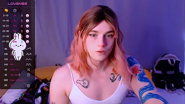 Alice Hells online show from October 23, 5:44 am