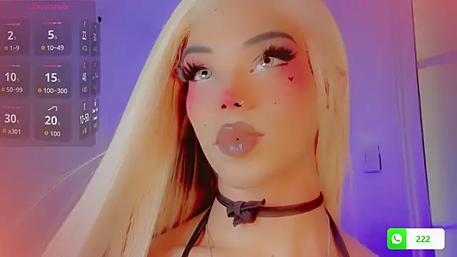 DanniLee  online show from December 14, 8:48 pm