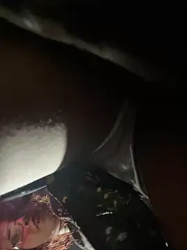 Snapshot of zahrivk1 chatting on December 10, 3:47 am zahrivk1 online show from December 10, 3:47 am