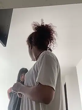 Snapshot of zahrivk1 chatting on March 12, 7:38 pm zahrivk1 online show from March 12, 7:38 pm