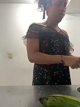 Snapshot of zahrivk1 chatting on October 30, 2:43 am zahrivk1 online show from October 30, 2:43 am