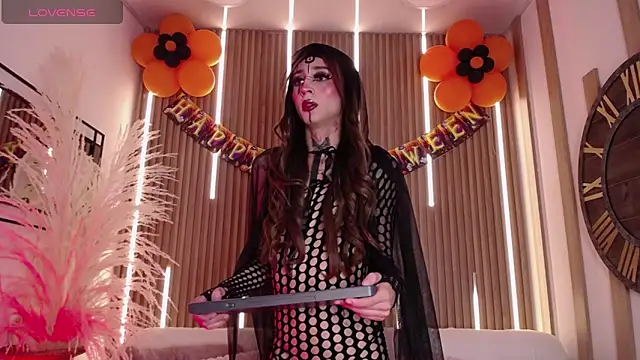 Aniie Doll online show from October 29, 9:24 pm