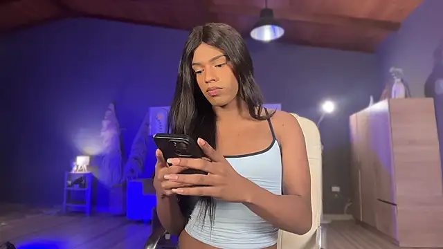 leila seasiren online show from February 20, 12:39 am