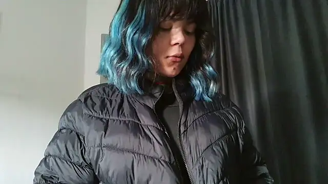 serena  vedette online show from February 7, 1:39 pm