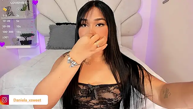 Danielaangelina online show from October 22, 6:15 am