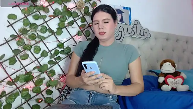 sexy veryy hot online show from May 17, 6:07 pm