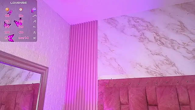 goldilockss15 online show from April 17, 11:24 am