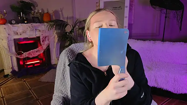 Jes Solar online show from October 31, 9:01 pm