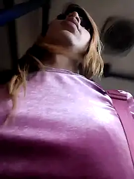 Daliana Gounbolt online show from April 6, 11:32 am