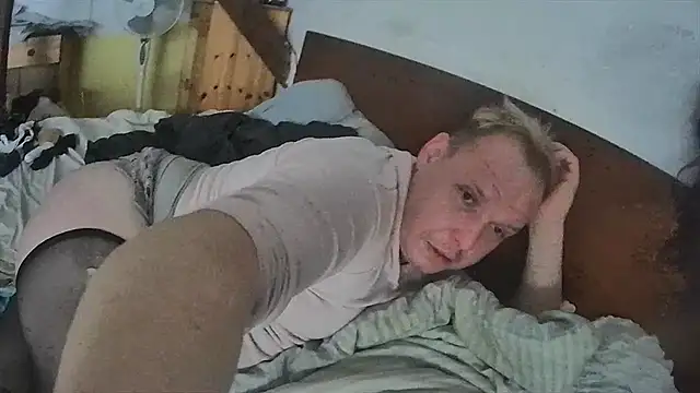 VanessaSissyGay online show from November 3, 4:11 am