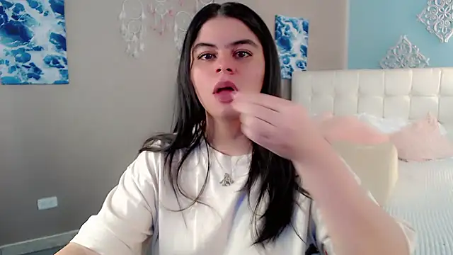 maddissonivanova online show from January 10, 7:09 pm