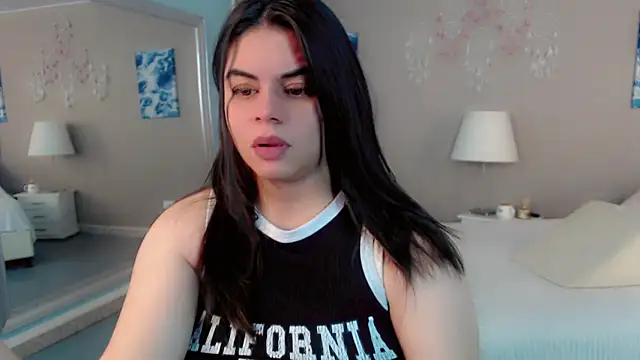 maddissonivanova online show from February 15, 7:01 pm